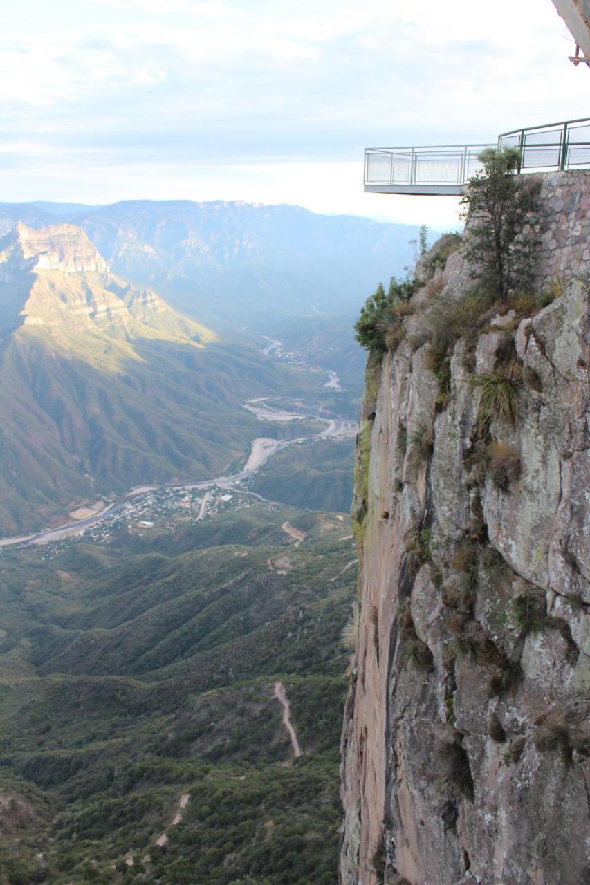 Hotel Paraiso Del Oso Cerocahui Luaran gambar